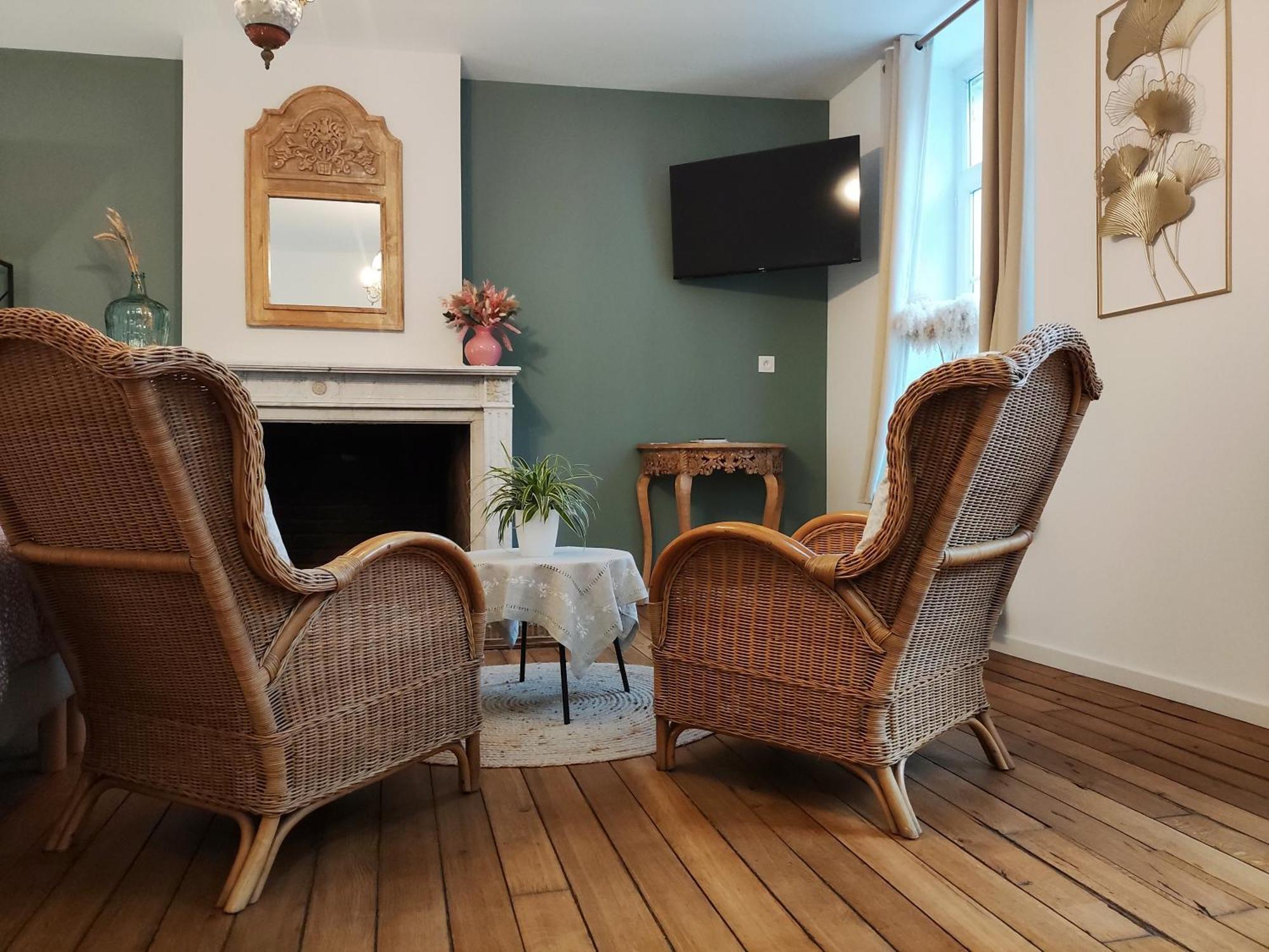 Le Relais Napoleon Bed & Breakfast Avesnes-sur-Helpe Ngoại thất bức ảnh