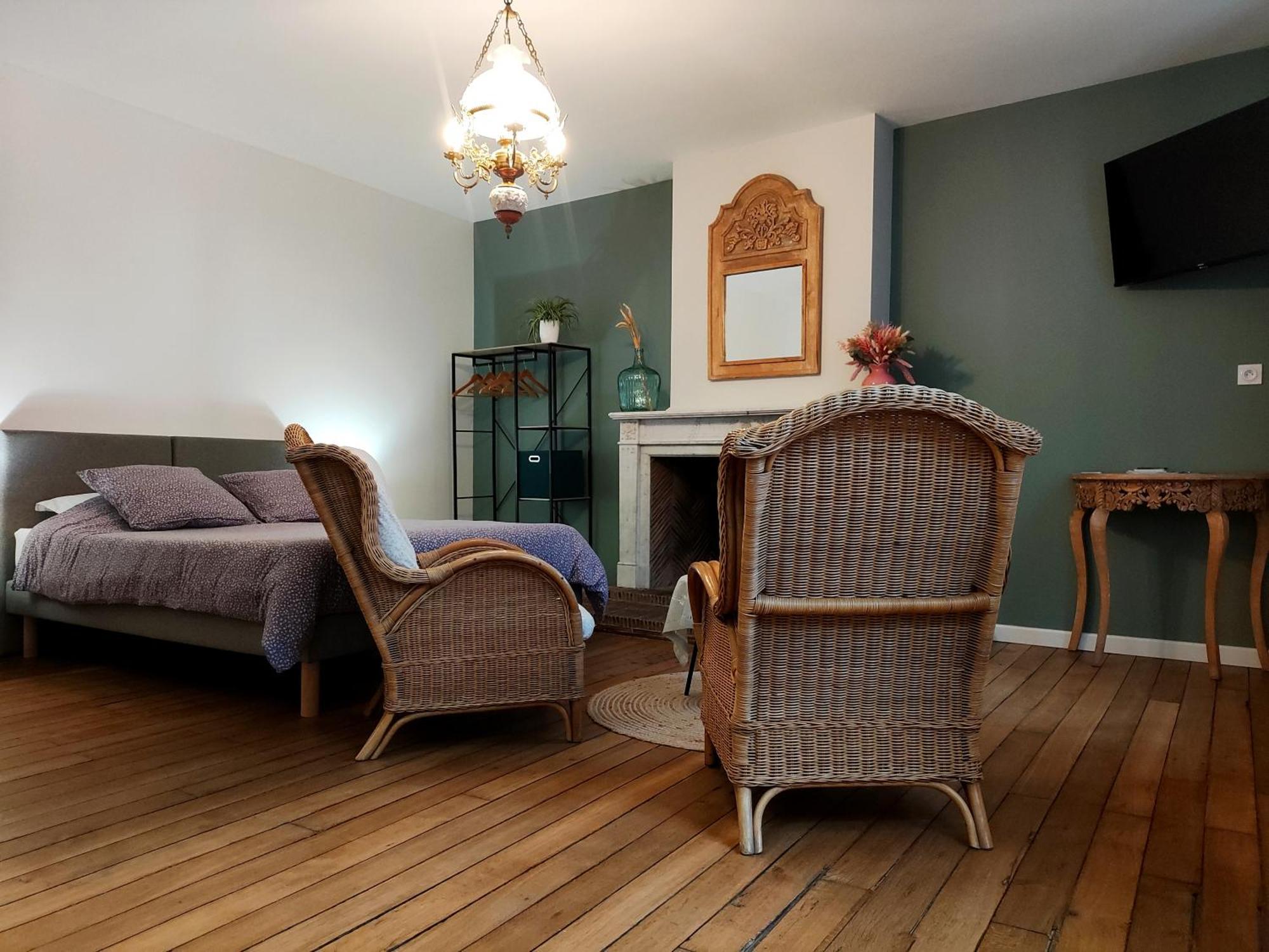 Le Relais Napoleon Bed & Breakfast Avesnes-sur-Helpe Ngoại thất bức ảnh